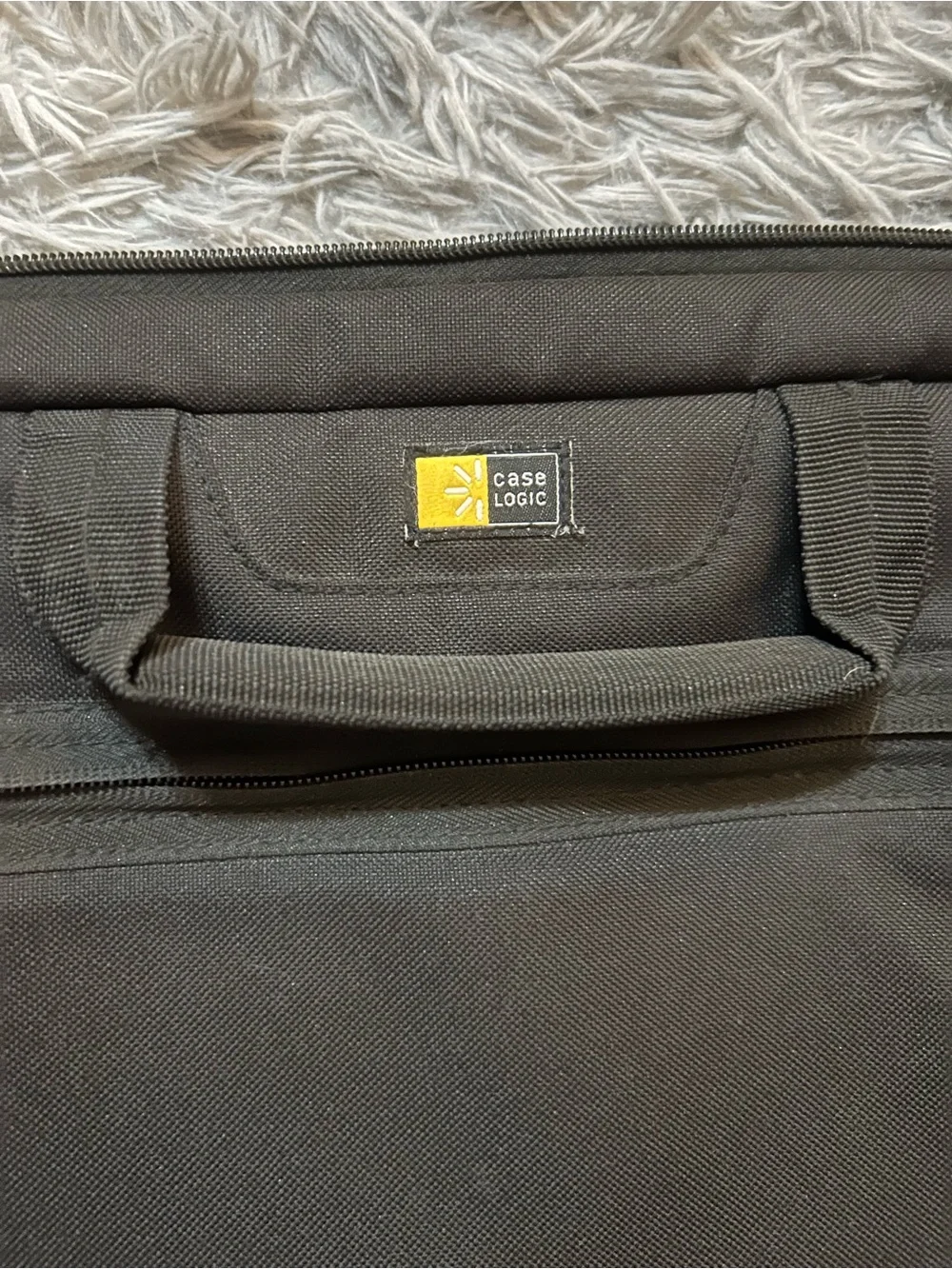 Black Case Logic Laptop Messenger Bag with Adjustable Strap